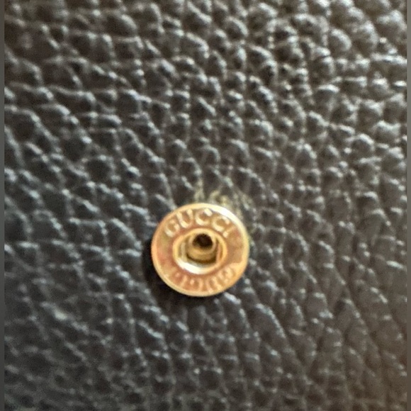 Gucci Bifold Interlocking G Leather Wallet - Picture 10 of 12